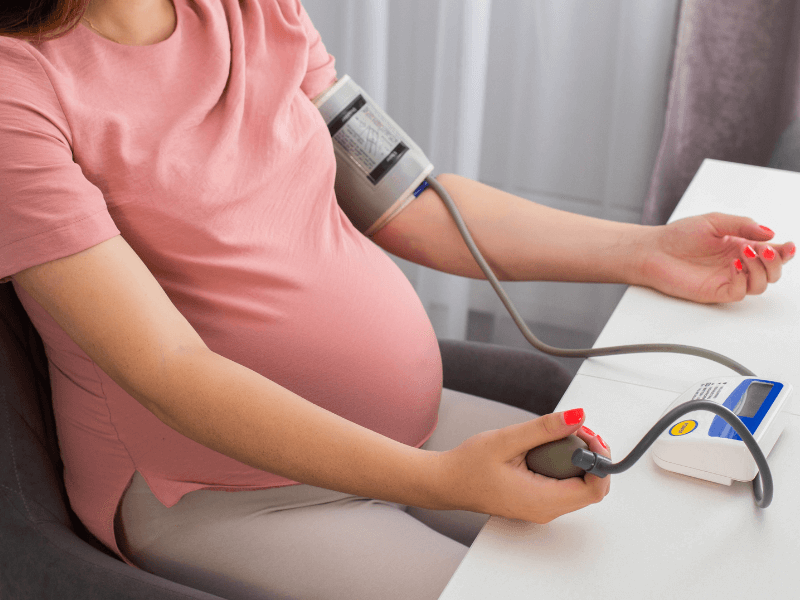 Tăng huyết áp trong thai kỳ có nguy hiểm không? Nhưng lưu ý mà mẹ bầu cần tham khảo-2