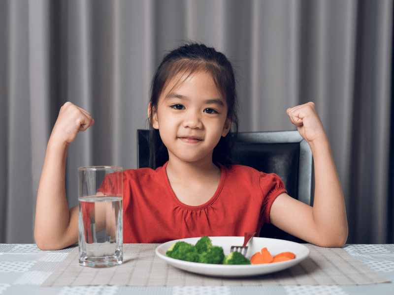 Chế độ dinh dưỡng cho trẻ sốt cao thở nhanh